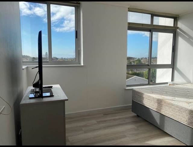 1 BEDROOM PROPERTY TO RENT IN CLAREMONT